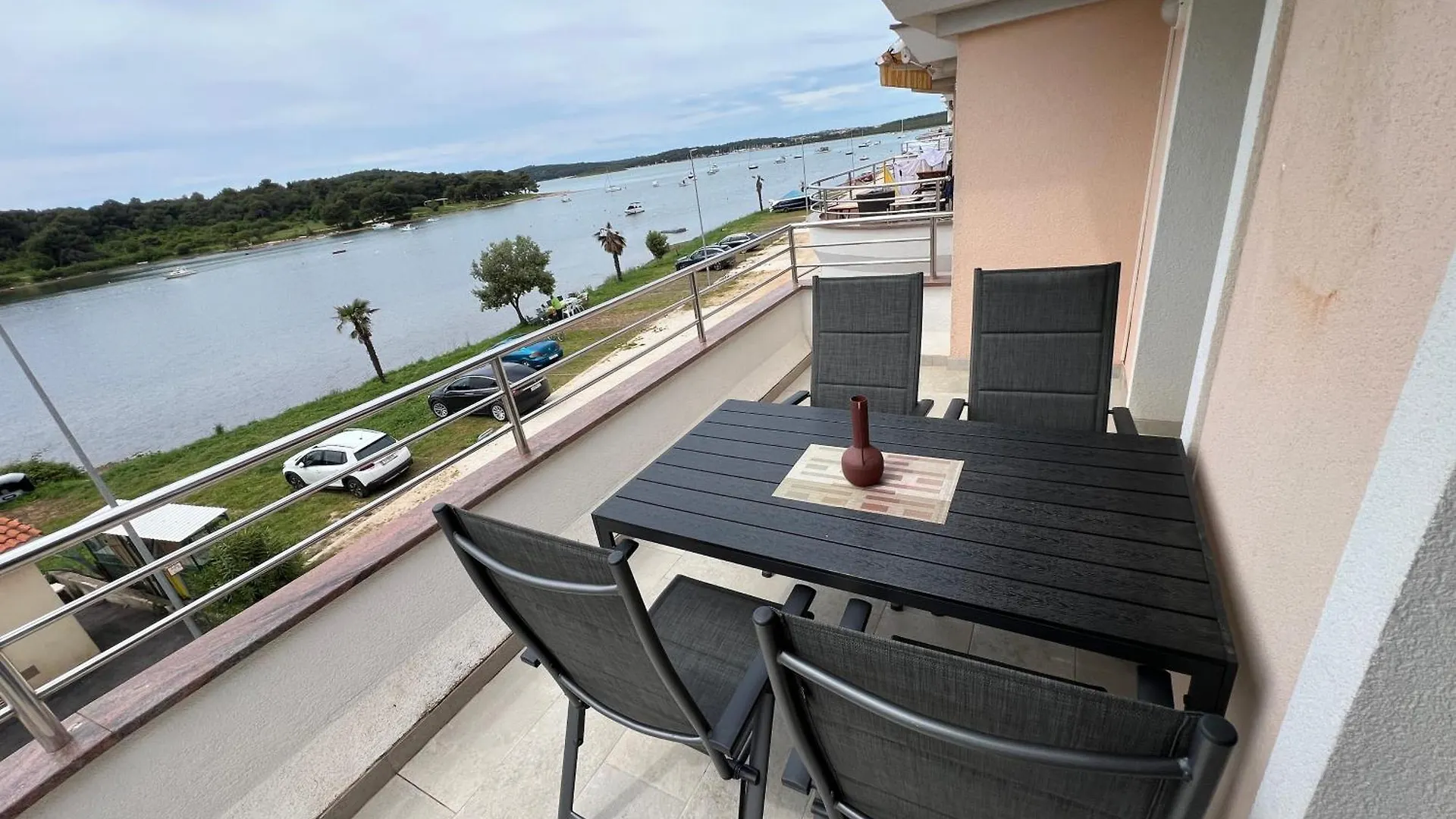 Apartment Medulin - Seaview - Wohnung Direkt Am Meer